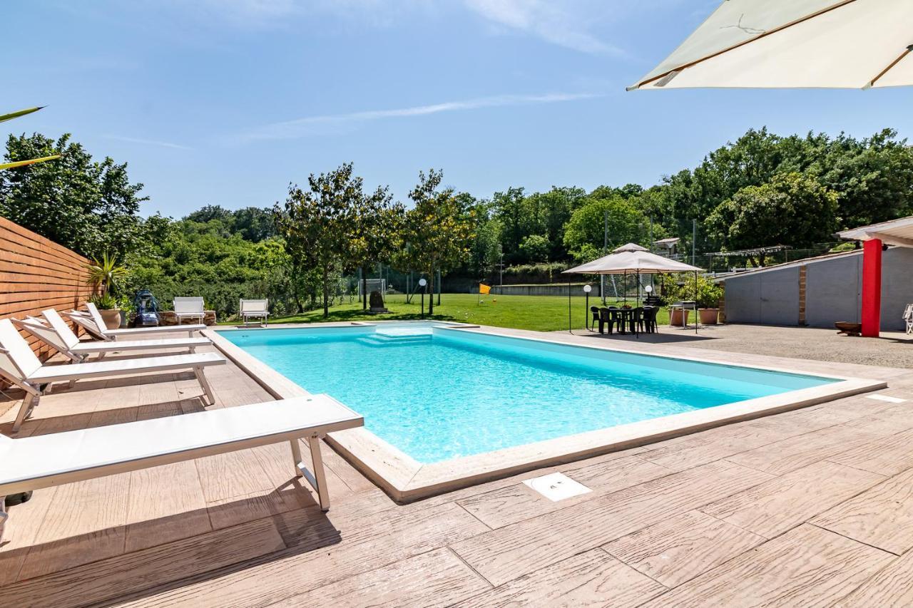Villa Vacanze La Quercia Carbognano 外观 照片
