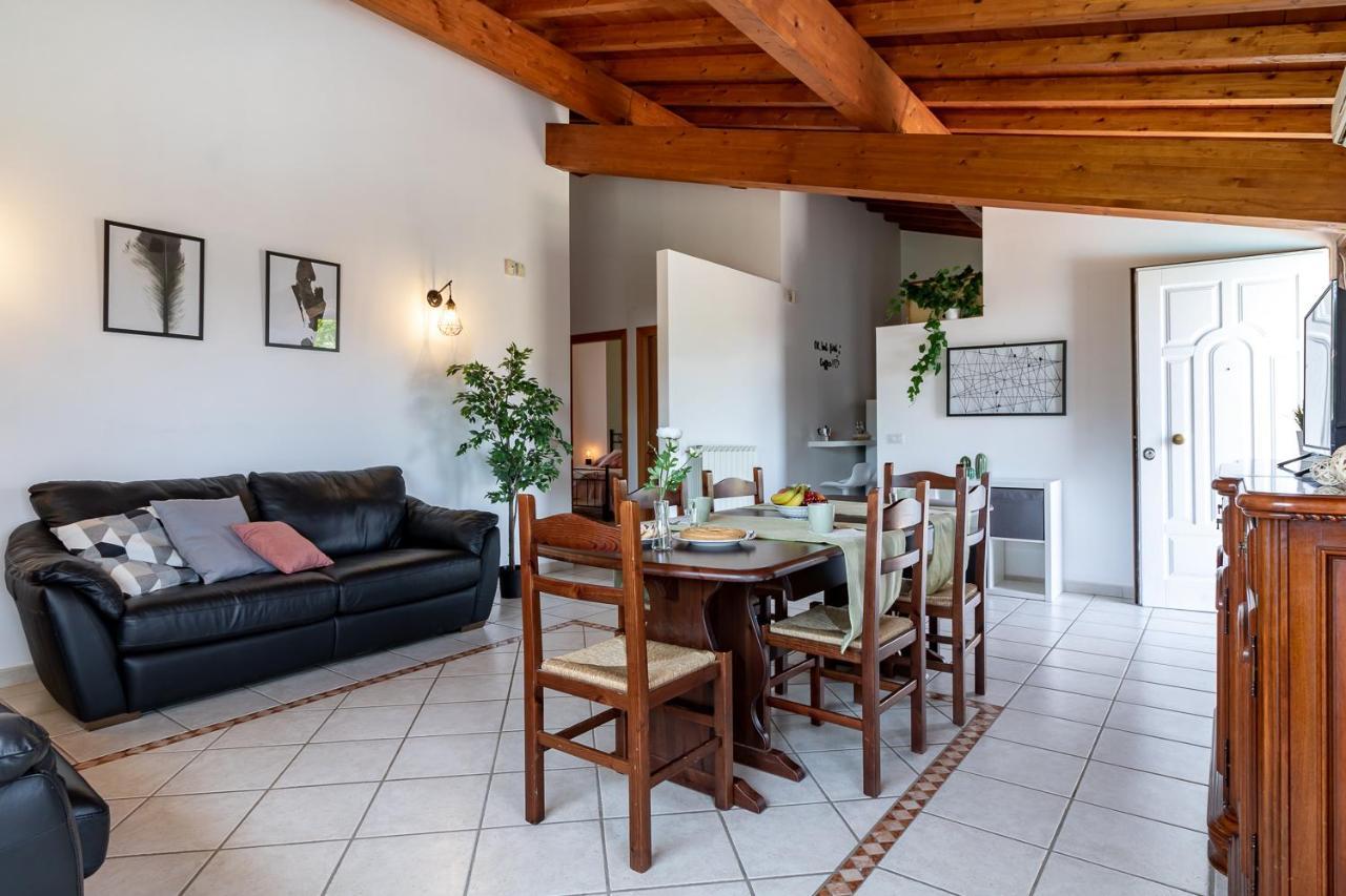 Villa Vacanze La Quercia Carbognano 外观 照片